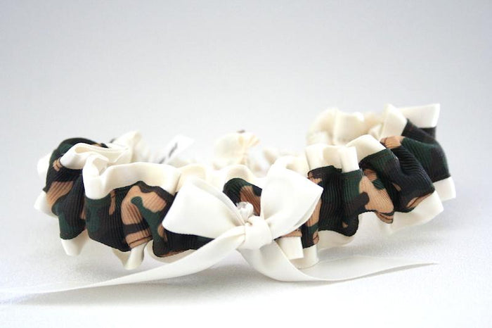 Ivory and Camouflage Garter