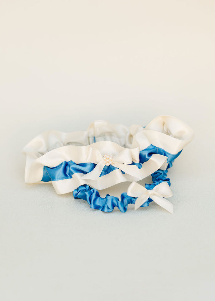 custom wedding garter set personalized with pearls handmade by The Garter Girl