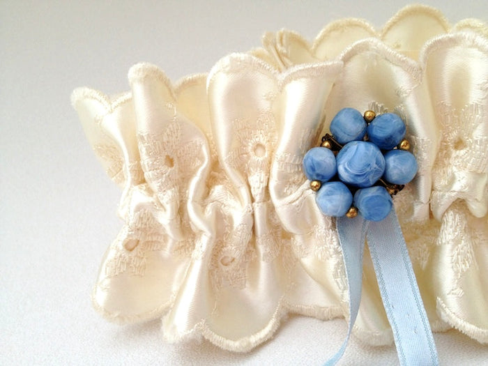 Heirloom Garter with Lace and Earring