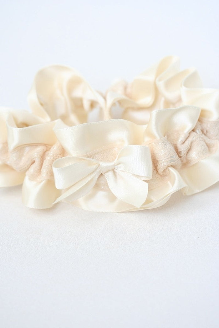 Garter: Couture Ivory Lace