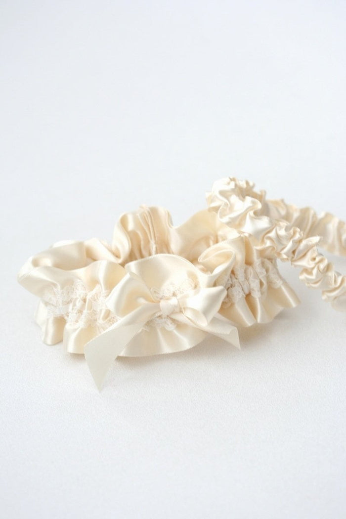 Ivory Lace Embroidered Garter Set