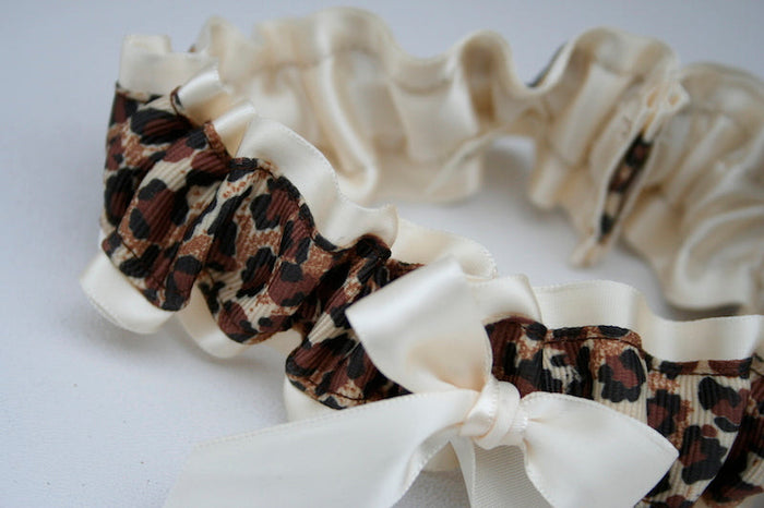 Ivory and Leopard Print Garter Set