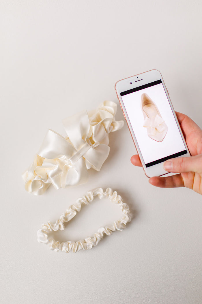 modern wedding garter with bow to match bride's shoes