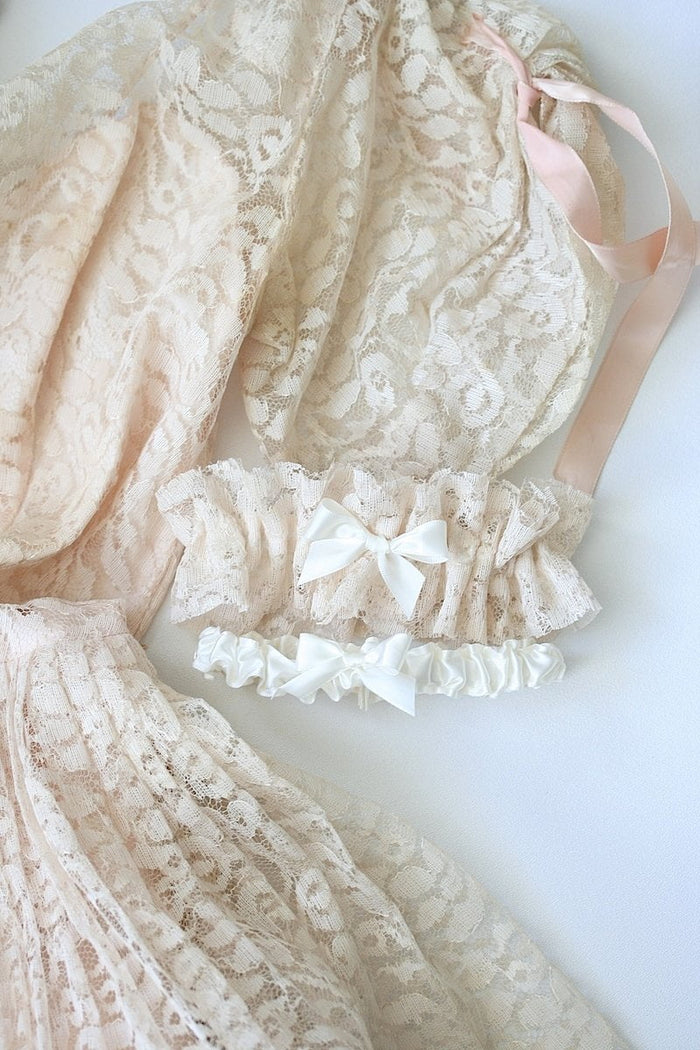 Garter Set: Blush Vintage Wedding Dress Lace