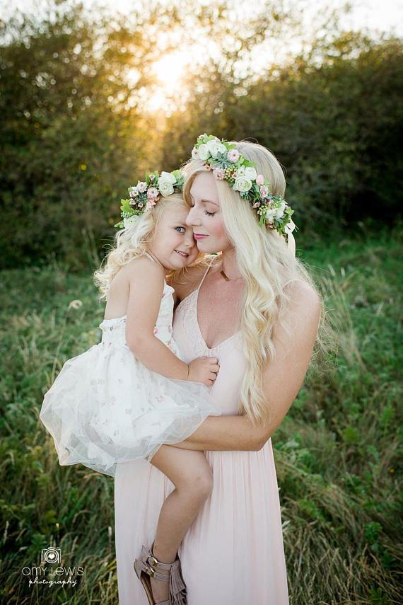 Garter Girl Loves: Flower Crowns