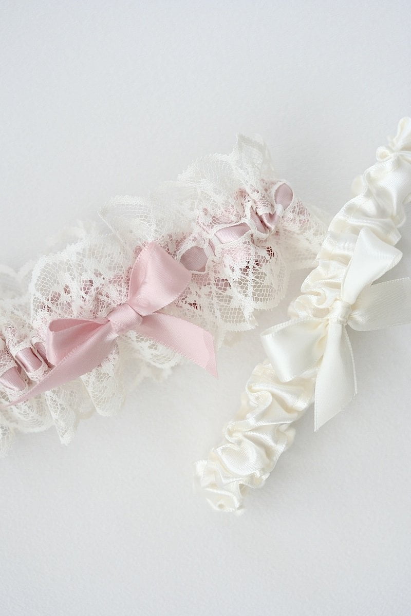 Garter Set: Blush and Antique White Lace