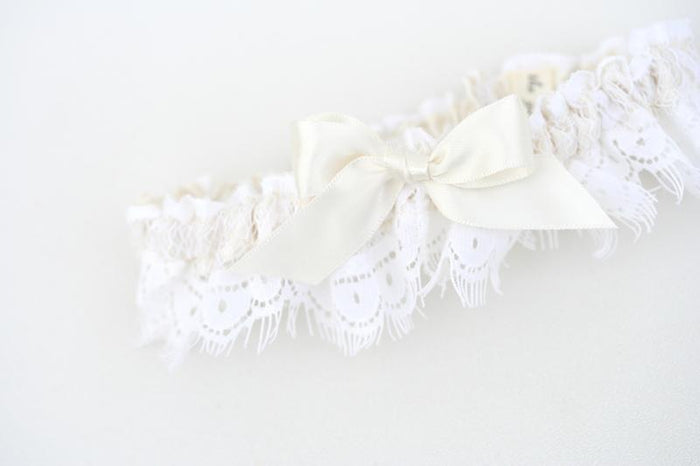 Ivory Lace Garter