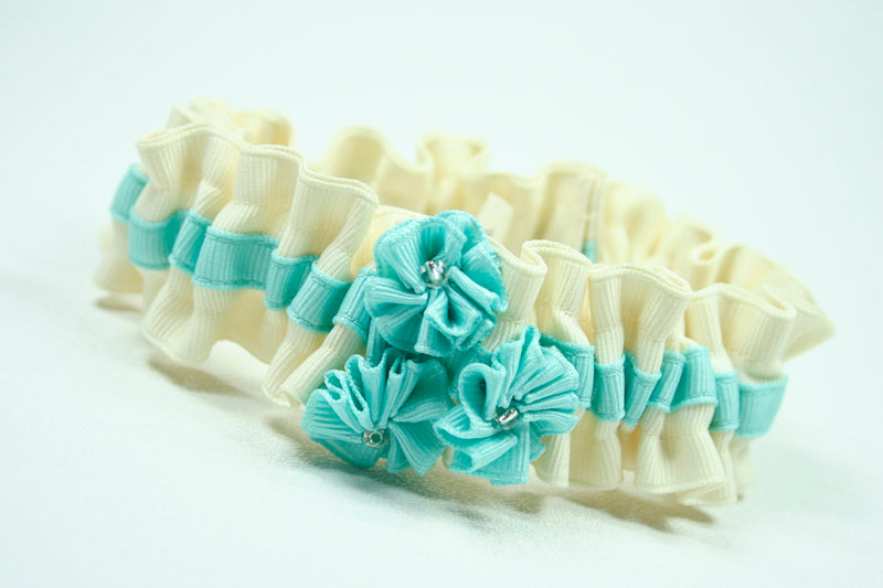 Aqua Rosette and Ivory Garter