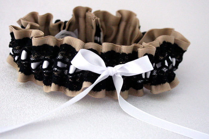 Khaki, White and Black Lace Garter Set