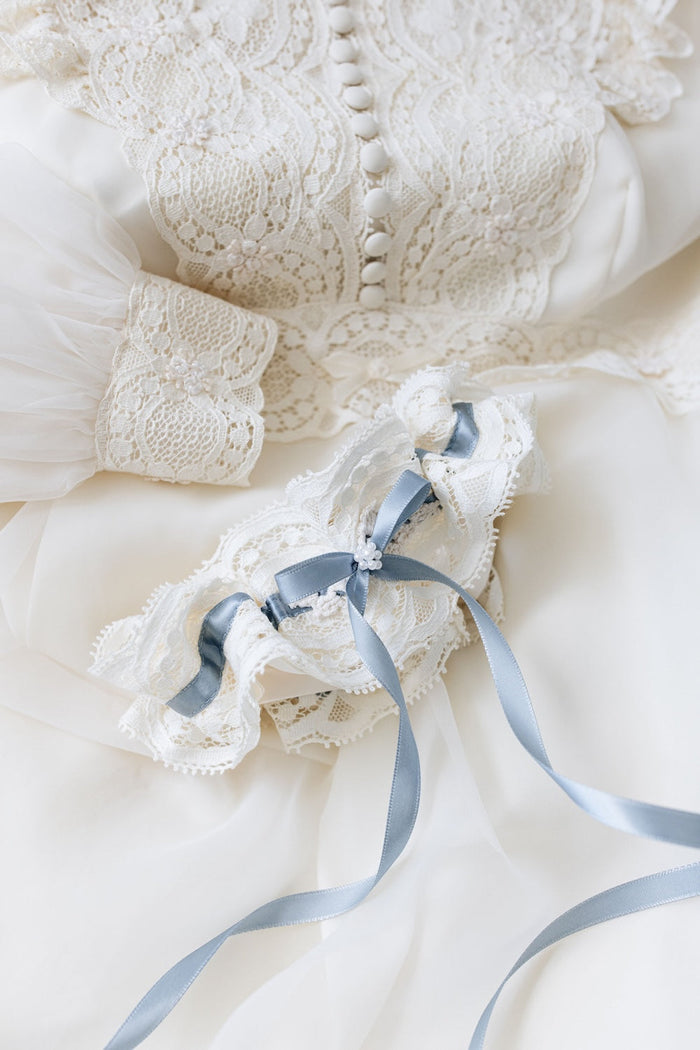 Should I Alter My Mom’s Wedding Dress for My Wedding?