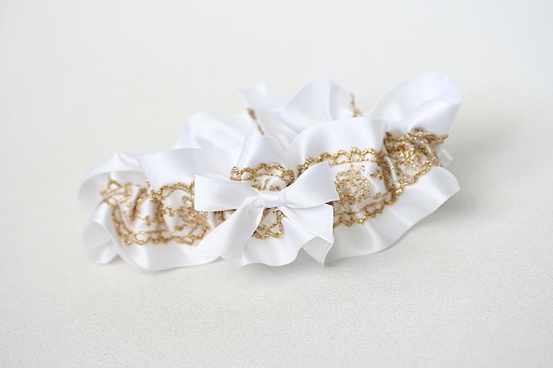 Garter: White and Gold Lace