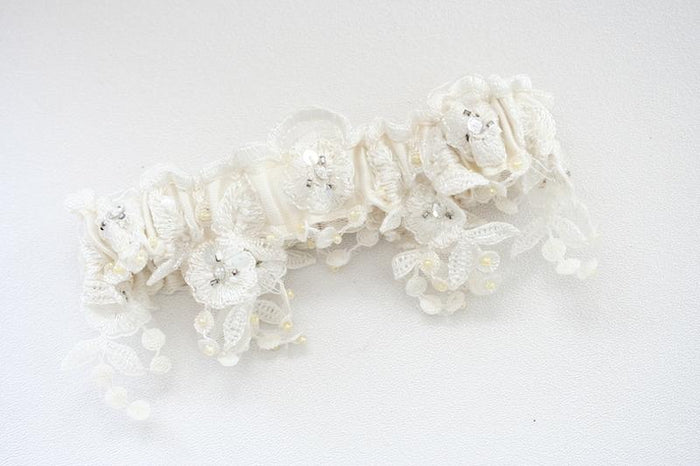 Garter: Elegant Lace