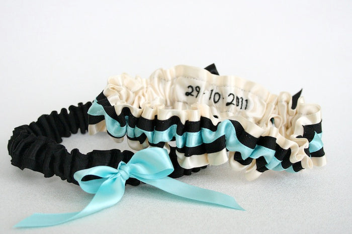 Custom Garter Spotlight: Stylish Aqua & Black