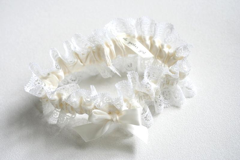 Ivory Lace Wedding Garter