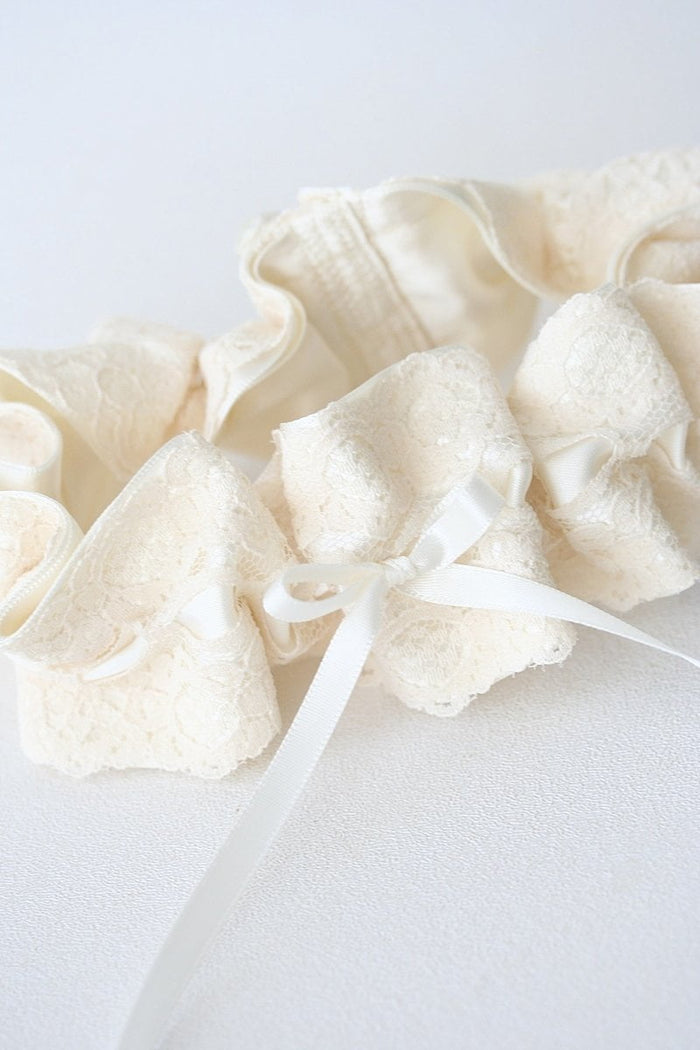 Garter: Ivory Lace + Grandmother's Wedding Dress