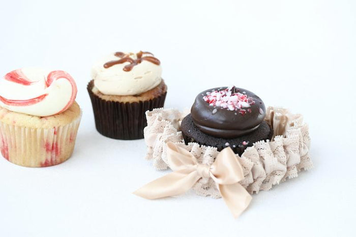 Cupcakes & Wedding Garters