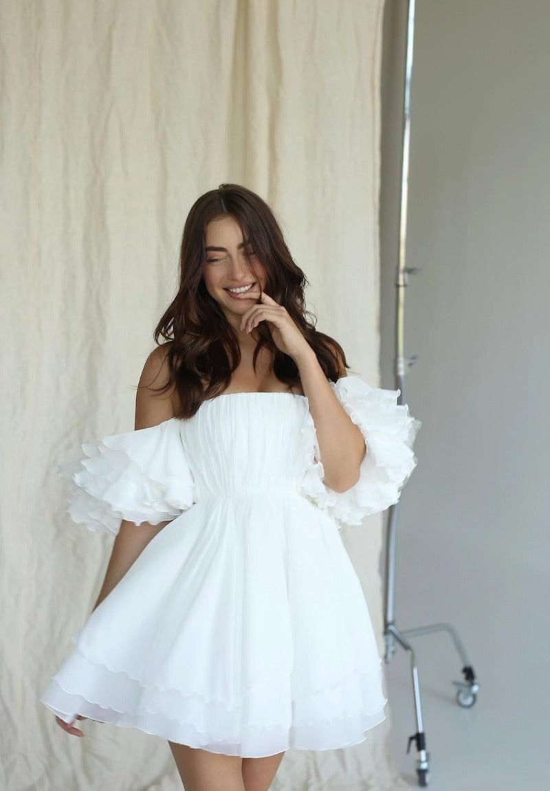 how to dress up for wedding party A GUIDE TO CHOOSING YOUR WEDDING PARTY FASHIONS: 9 WEDDING PARTY VIBES TO INSPIRE YOUR PARTY'S FASHIONS