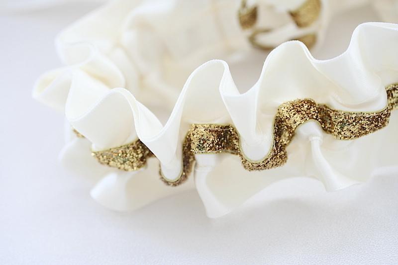 Garter: Gold Glitter Corset Tie & Ivory