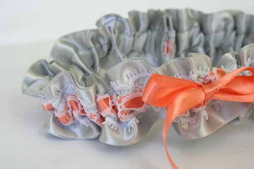 Romantic Peach & Gray Garter