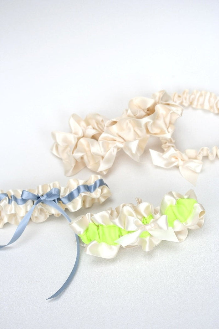 Fun Wedding Garter Photos!