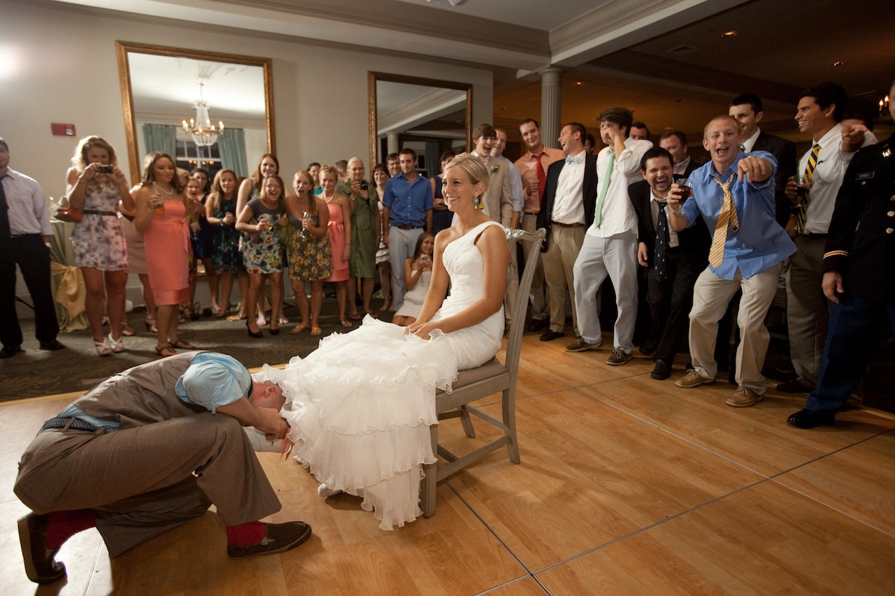 Real Wedding Garter: Lauren’s Camouflage & Coral