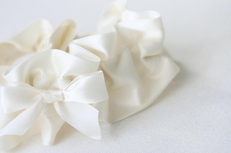 Garter: Ivory with Gold Embroidery