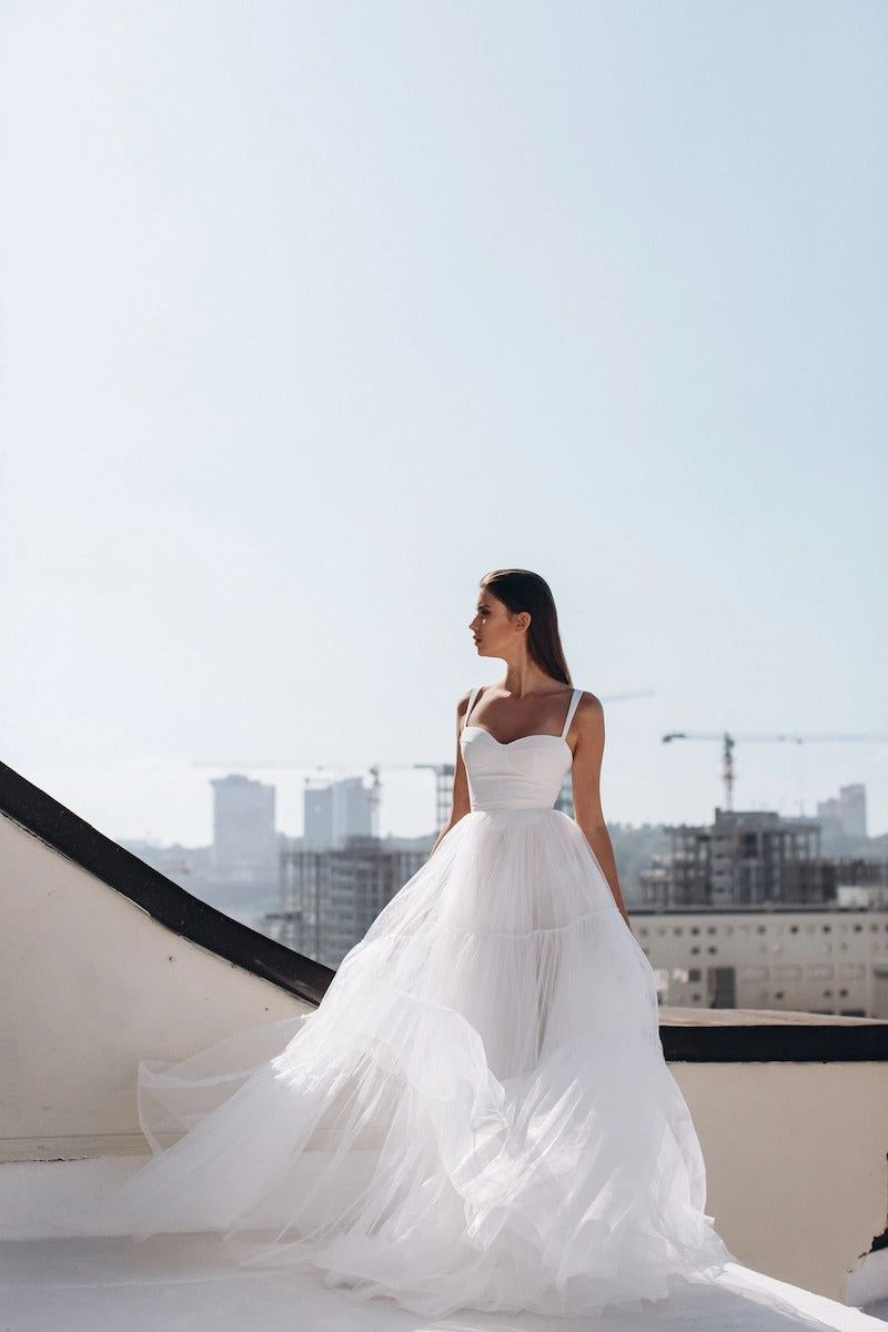stunning & unique wedding dress