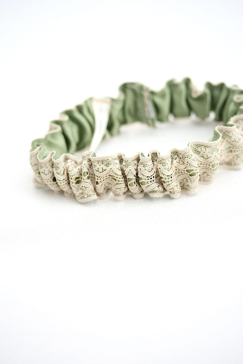 Garter Sage Green & Lace