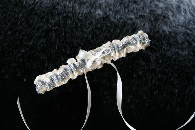 Modern Wedding Garter Inspiration