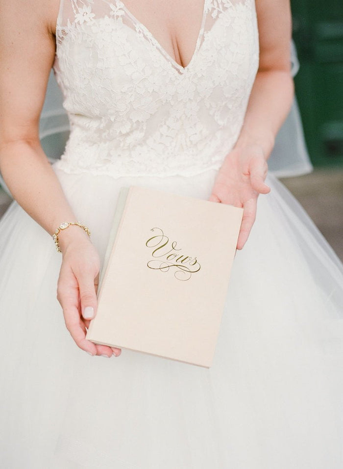 The 5 Must Have Wedding Heirlooms