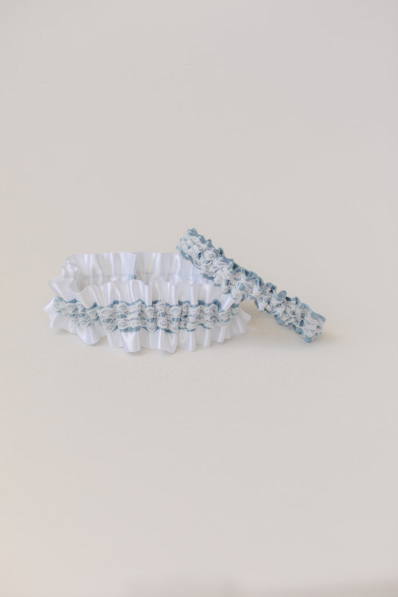 custom bridal garter with white lace and dusty blue