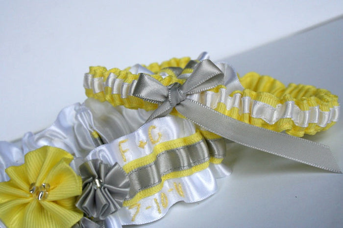 Custom Garter Spotlight: Yellow, Gray & Rosettes