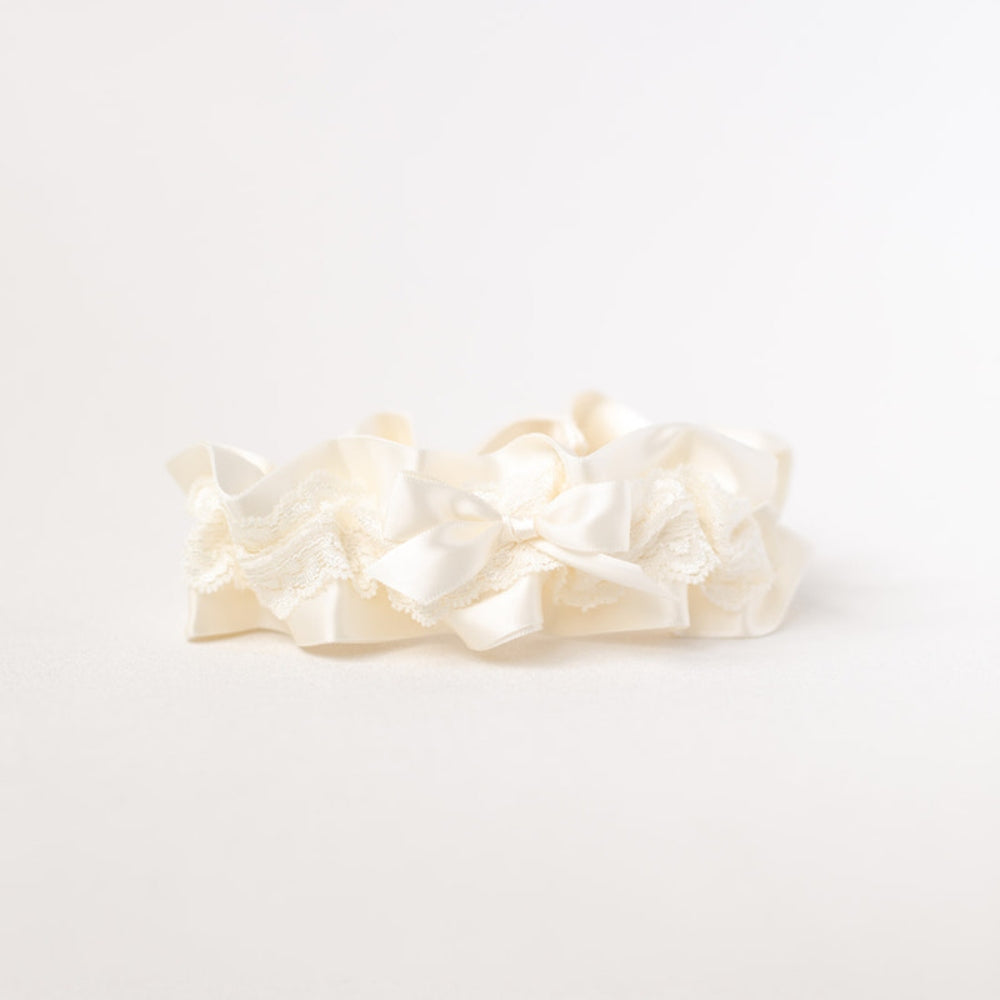 Classic Lace & Satin Garter