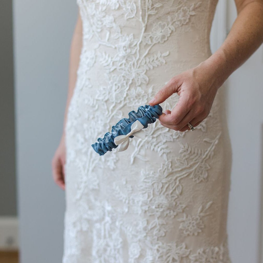 Tossing Wedding Garters | Throw Garter For Bride Ivory grosgrain Tossing Wedding Garters | Throw Garter For Bride Ivory grosgrain